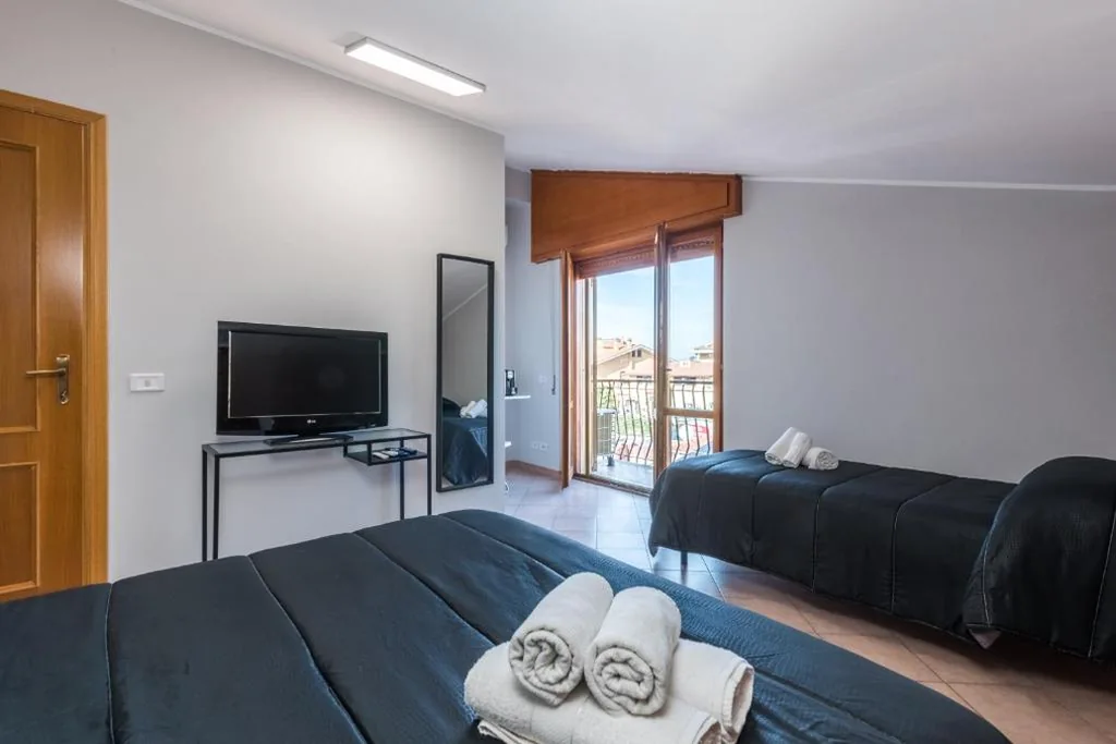 Travelershome Ciampino&Morena GuestHouse
