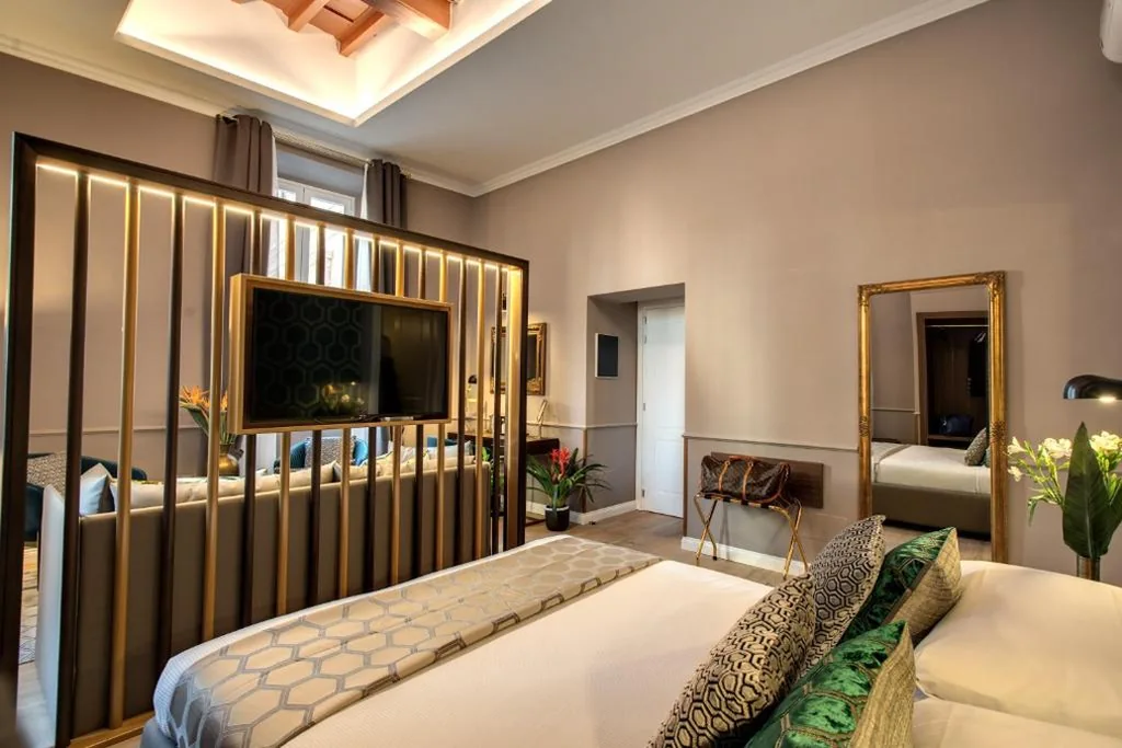 Tree Charme Parliament Boutique Hotel