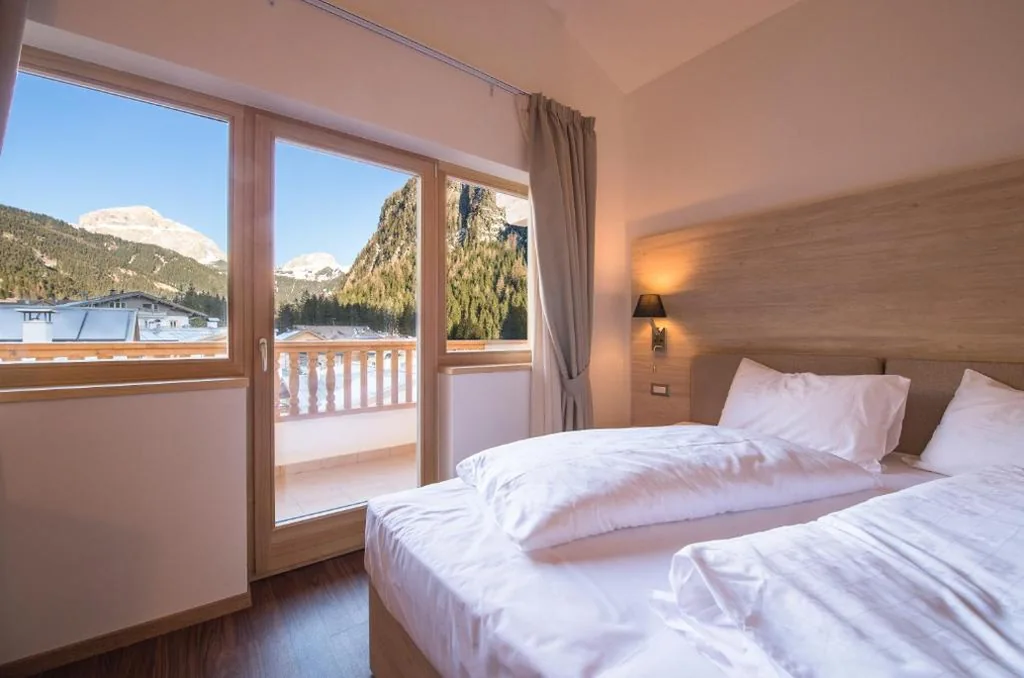 2 Interconnecting Double Rooms with Balcony — Golden Park Resort