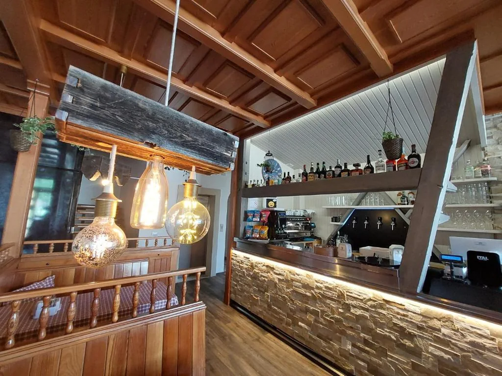 Affittacamere Al Canyon PUB BIRRERIA