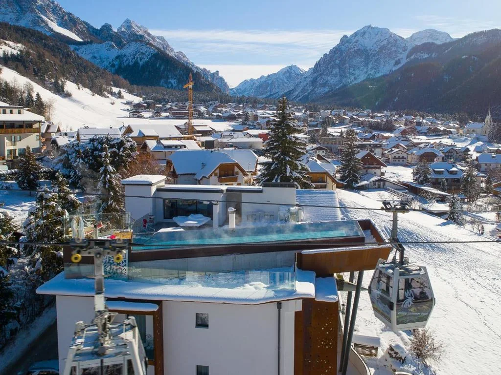 Al Plan, A mountain moving hotel — foto 5
