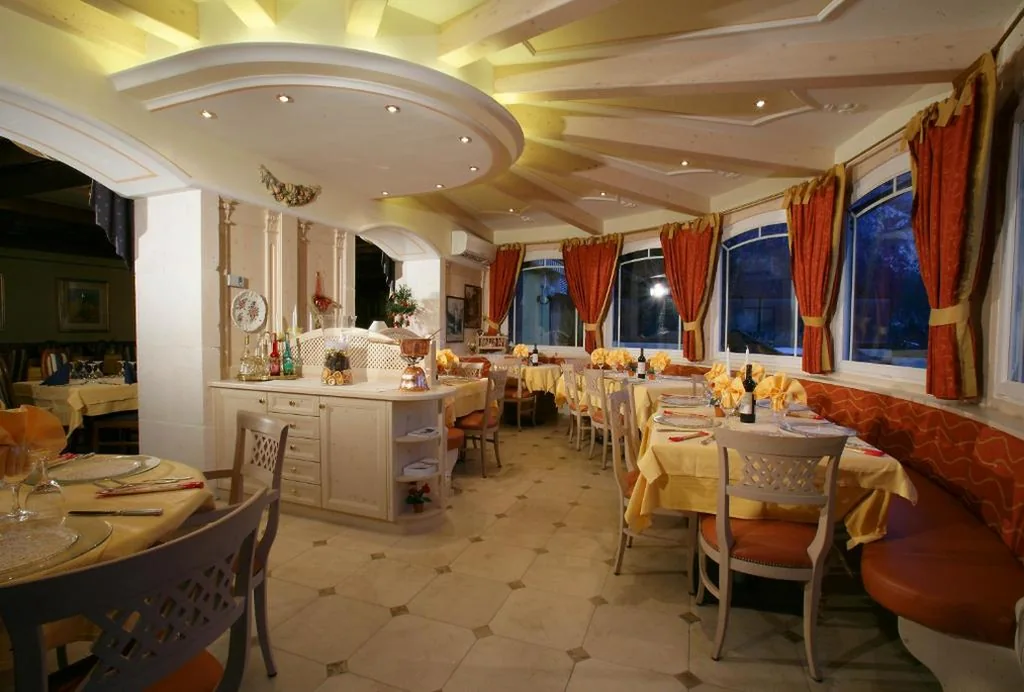 Alexander Hotel Alpine Wellness Dolomites — foto 5