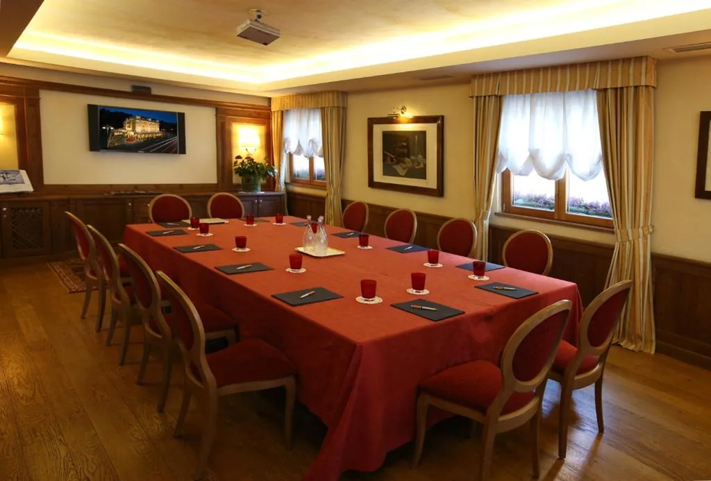 Alpen Suite Hotel — foto 8