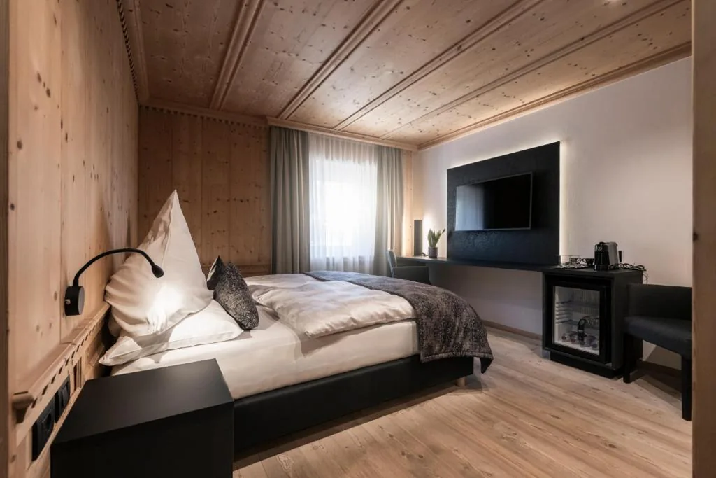 Alpstay – Hotel Acadia – Adults Mountain Home
