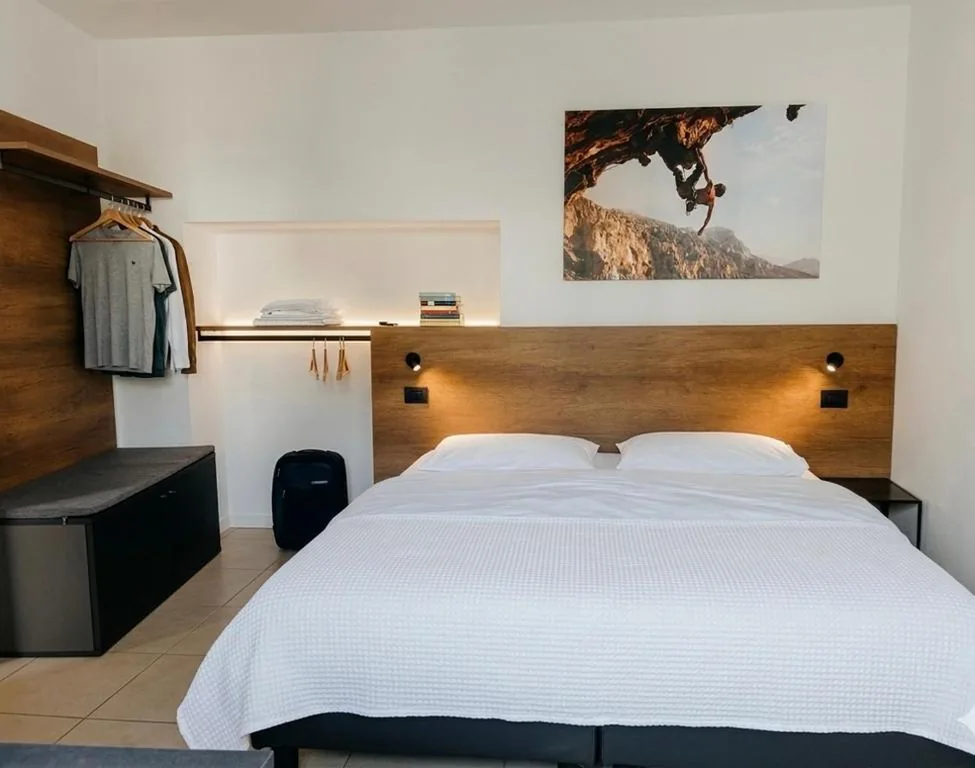 Large Double Room — GUEST ROOM GRADONOVE