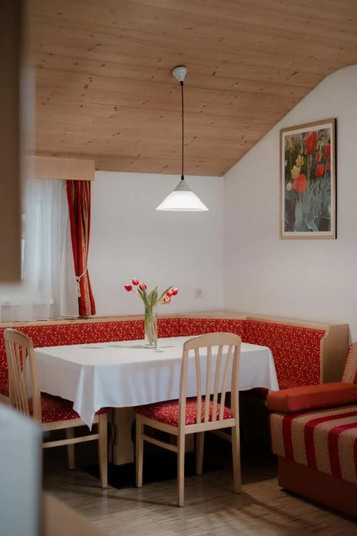 Ampio Appartamento con 2 Camere da Letto e Balcone — Apartment Hotel Elvis