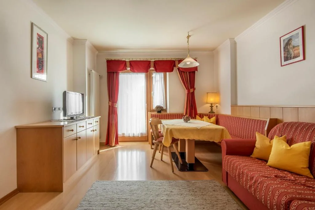 One-Bedroom Apartment (4 Adults) — Residence Angelika
