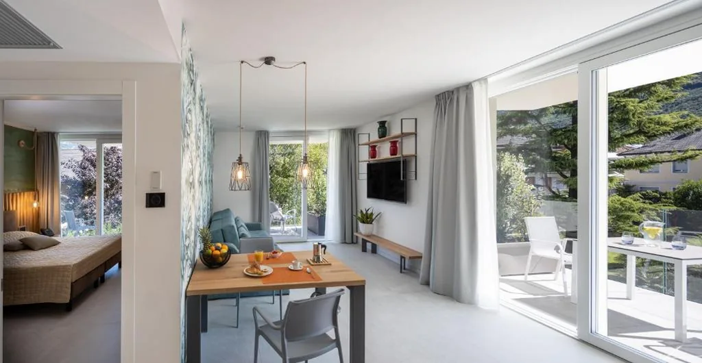 One-Bedroom Apartment with Balcony — Aris Apartments & Sky Pool – Tonelli Hotels – Adult Friendly