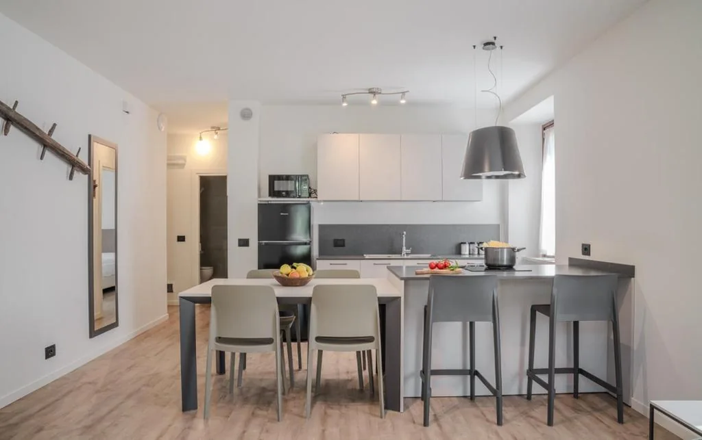 Appartamento con 1 Camera da Letto e Vista Montagna — Villa Stanga – Gardaslowemotion