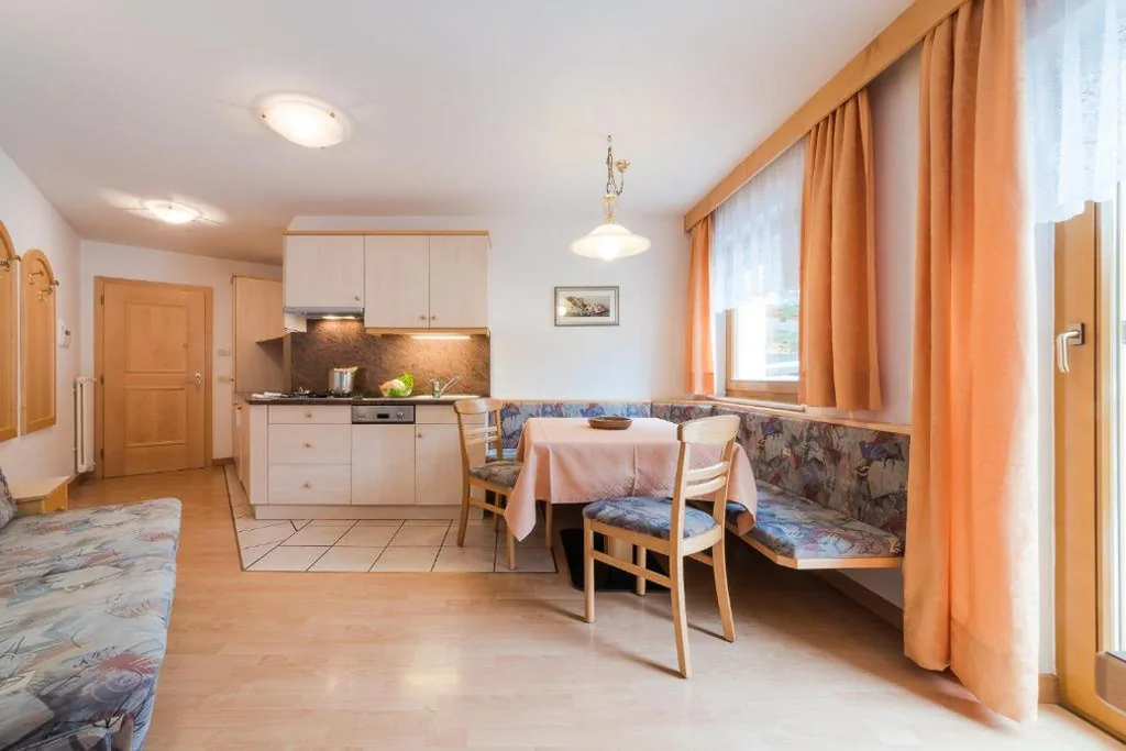 Appartamento con 1 Camera da Letto — Residence Chalet Pinis