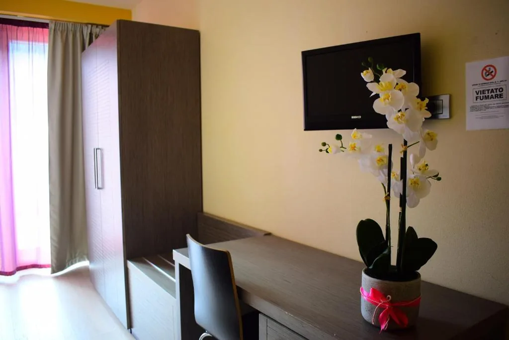 Appartamento con 2 Camere da Letto (2 Adulti + 2 Bambini) — Hotel Kube