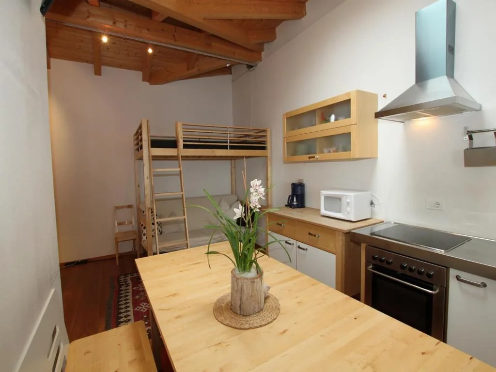 Two-Bedroom Apartment (4 Adults + 2 Children) — Garni Ortles