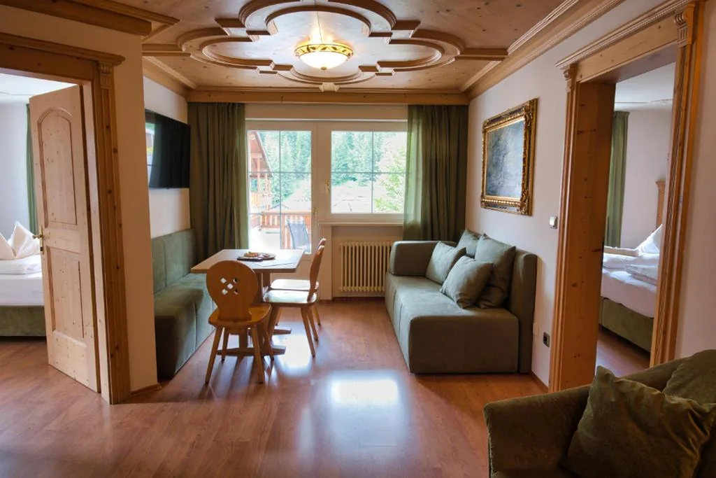 2-Bedroom Apartment (4 Adults) — Wellness Residence Villa Leck