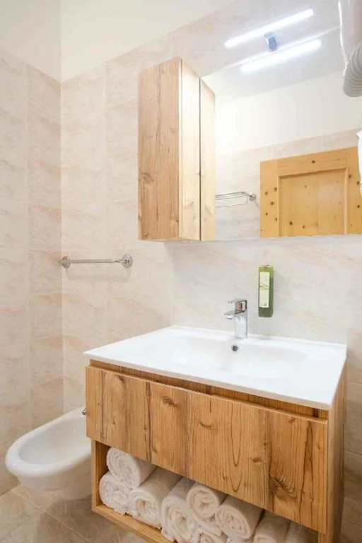 Appartamento con 2 Camere da Letto (6 Adulti) — Residence Al Caminetto