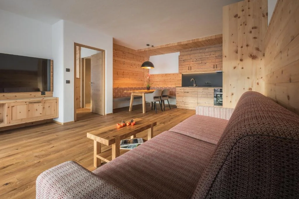 2-Bedroom Apartment — A-Lunis