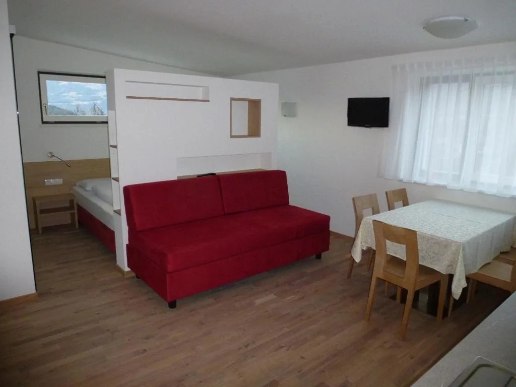 Appartamento con 2 Camere da Letto — Apartment Edelweiss