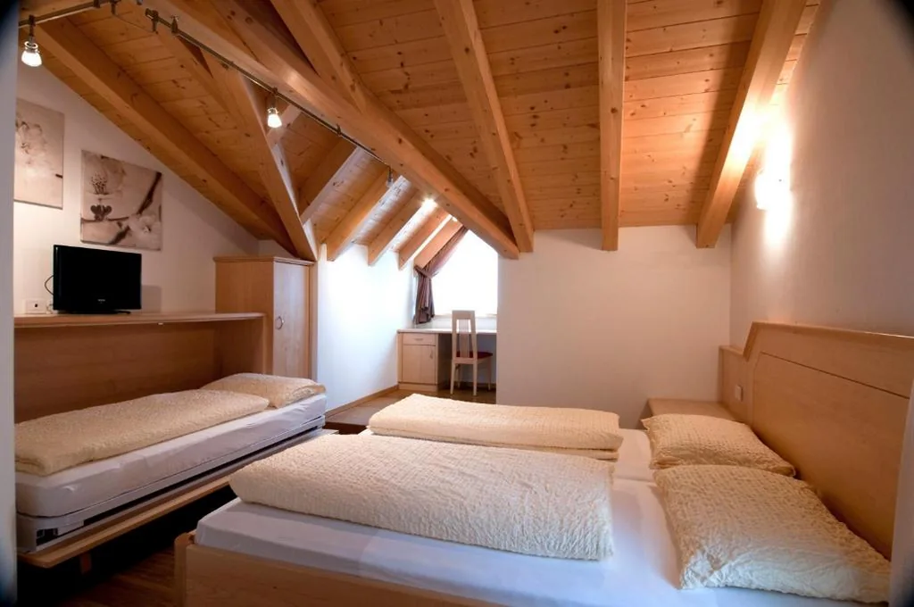 Appartamento con 2 Camere da Letto e Balcone — Appartamenti Villa Olympia