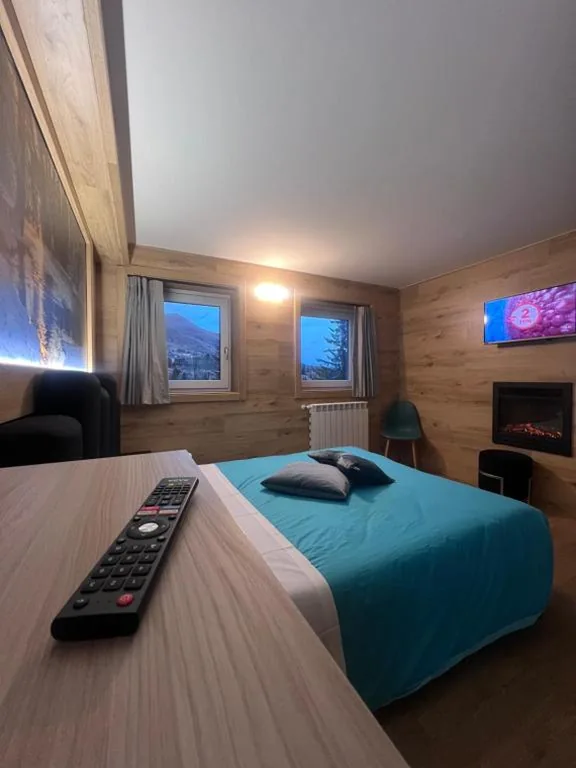 Appartamento con 2 Camere da Letto e con Vista — Anemone Bianco Suite Rooms
