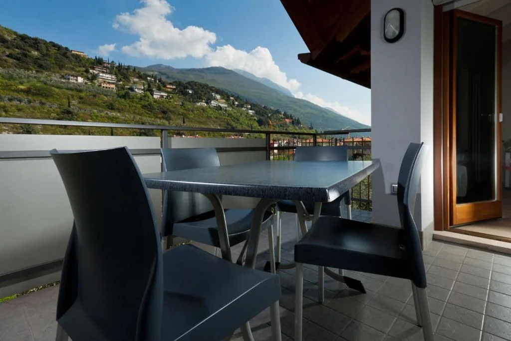 Appartamento con 2 Camere da Letto e con Vista — Casa Carla