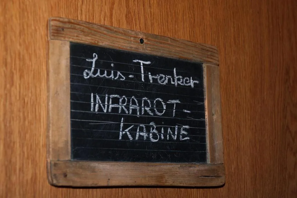 2-Bedroom Apartment with Terrace — Haus Christian Welschnofen – Berge fühlen und Natur genießen in den Dolomiten, nahe am Karersee, inklusive Eggental Guestcard