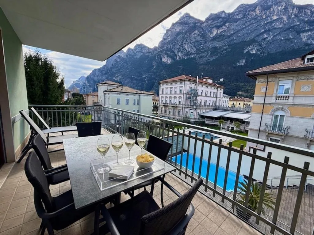 Appartamento con 2 Camere da Letto e Terrazza — Residence Alle Palme