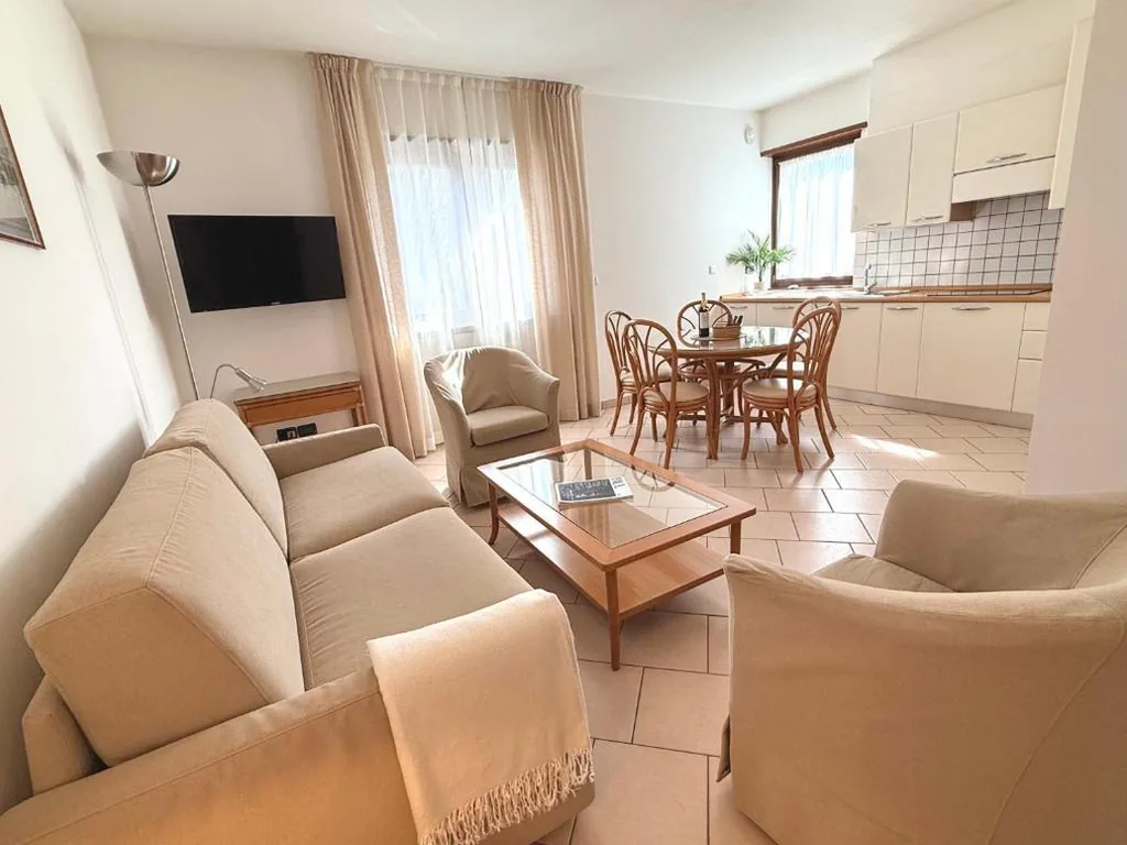 Appartamento con 2 Camere da Letto — Residence Alle Palme
