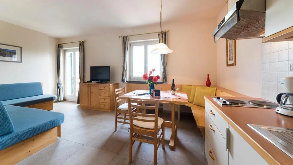 Appartamento con Balcone — Hotel Weingut Klosterhof