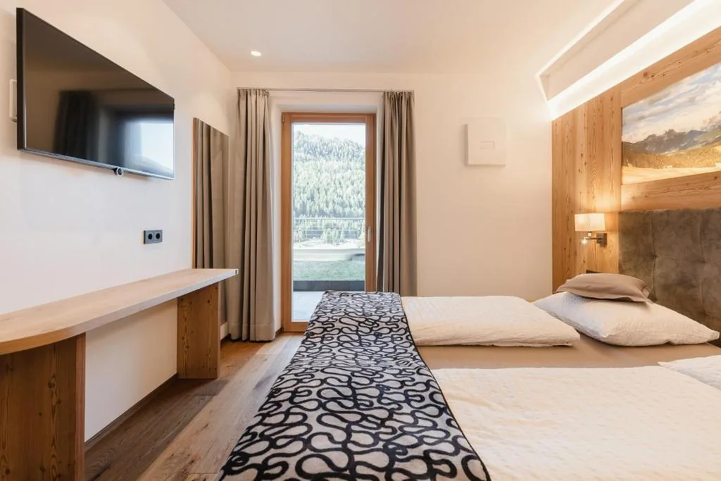 Apartment with Terrace — Luxury Chalet Plazola