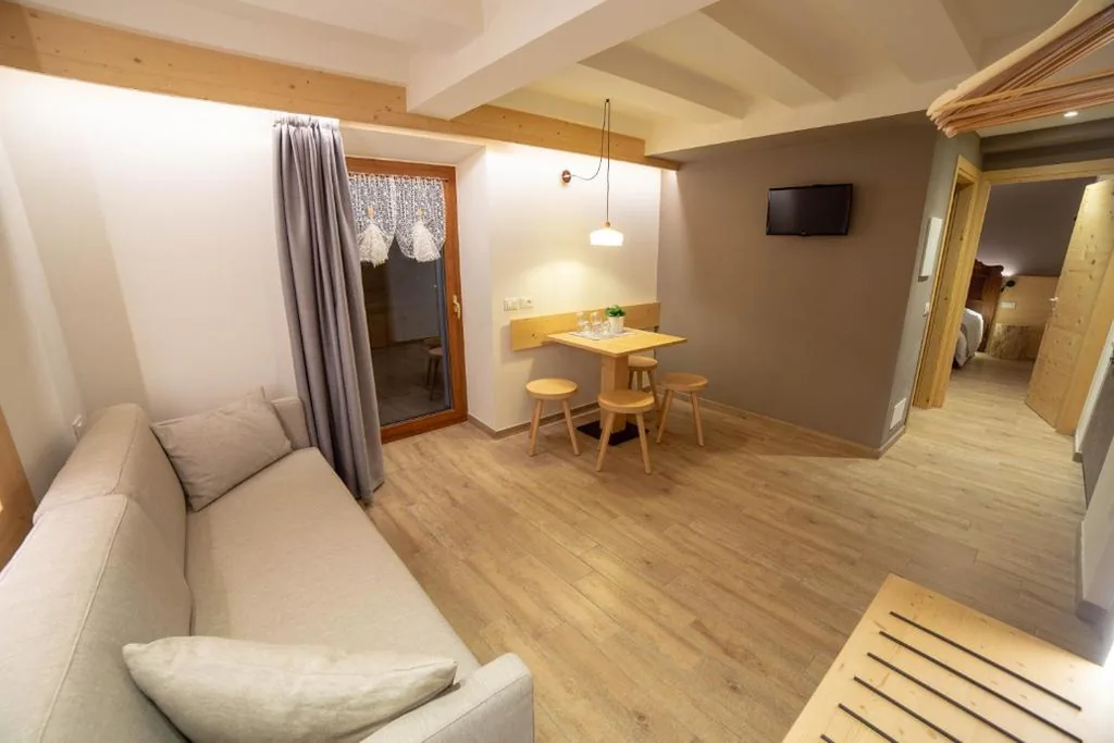 Apartment with Mountain View — Wanderlust B&B