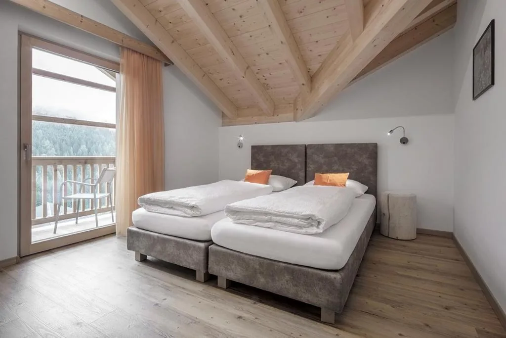 Appartamento Mansardato con 2 Camere da Letto — Ciasa de Lenz