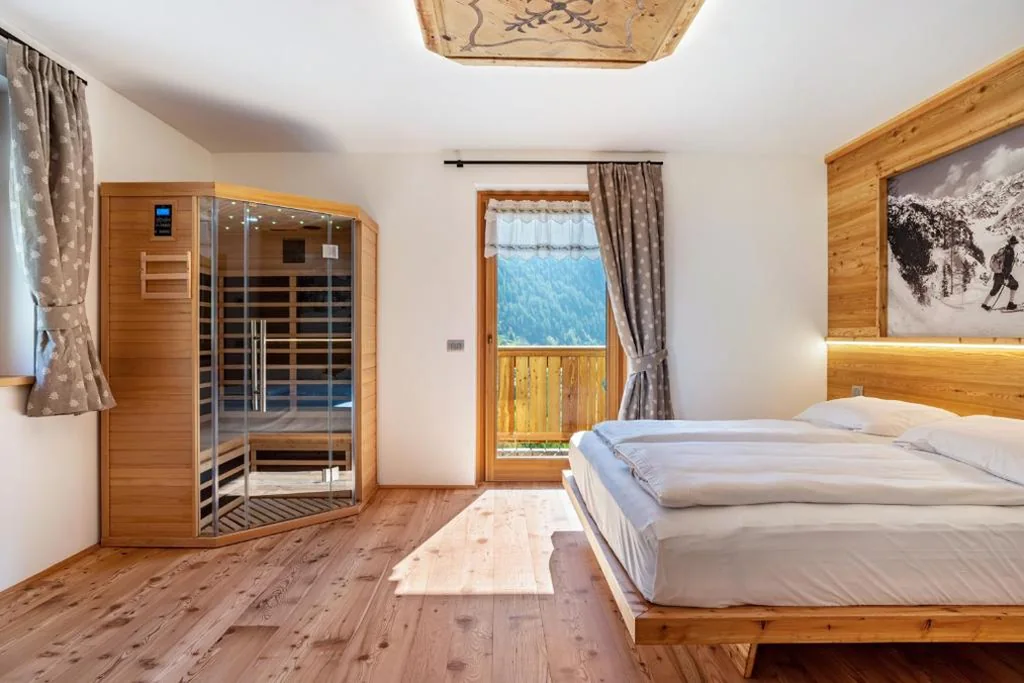 Appartamento Premium con 3 Camere da Letto e Balcone — La Chiasa