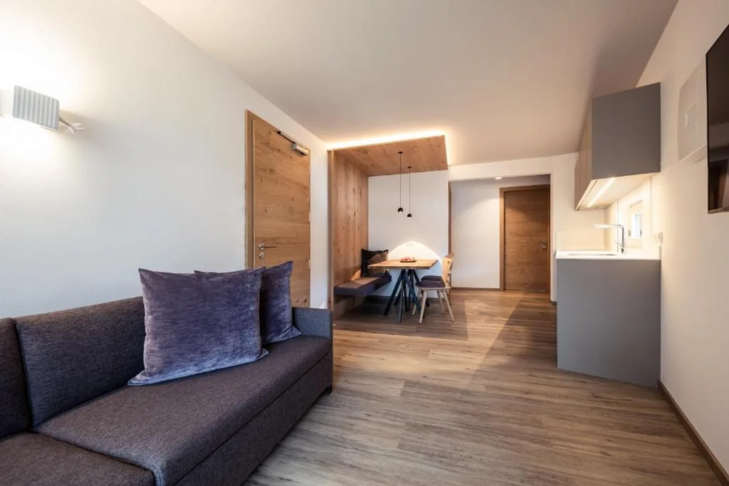 Appartamento Premium con Balcone e Vista Montagna — B&B Boutiquehotel Clara