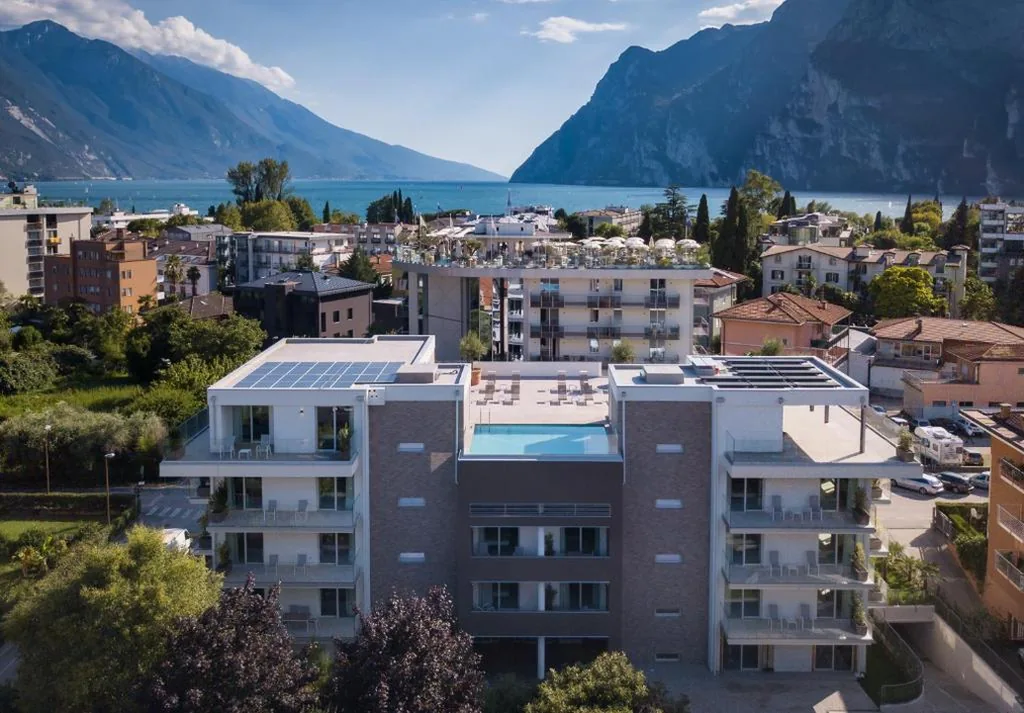 Aris Apartments & Sky Pool – Tonelli Hotels – Adult Friendly