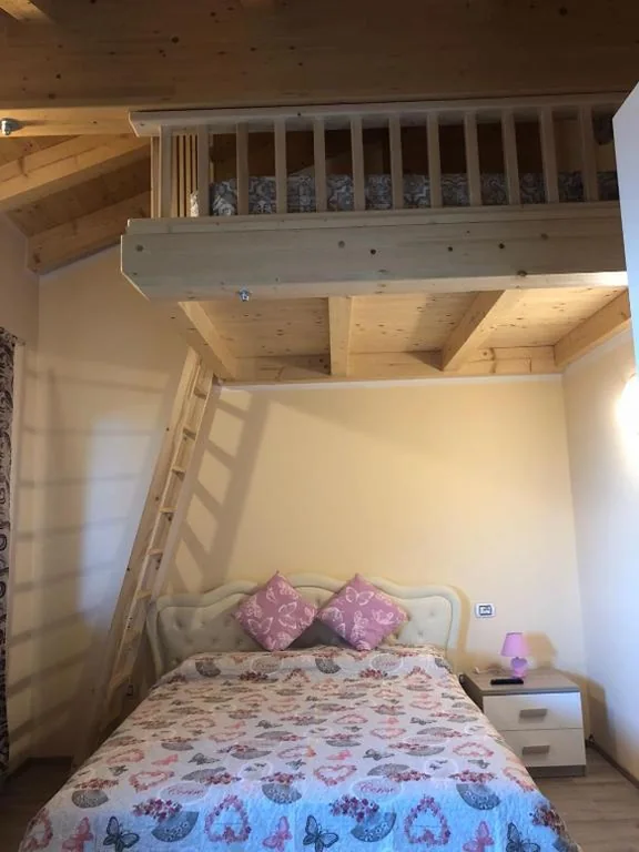 B&B Butterfly