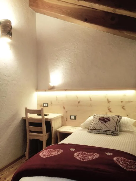 Budget Double Room with Single Beds — Restor Natura Malga Mondent