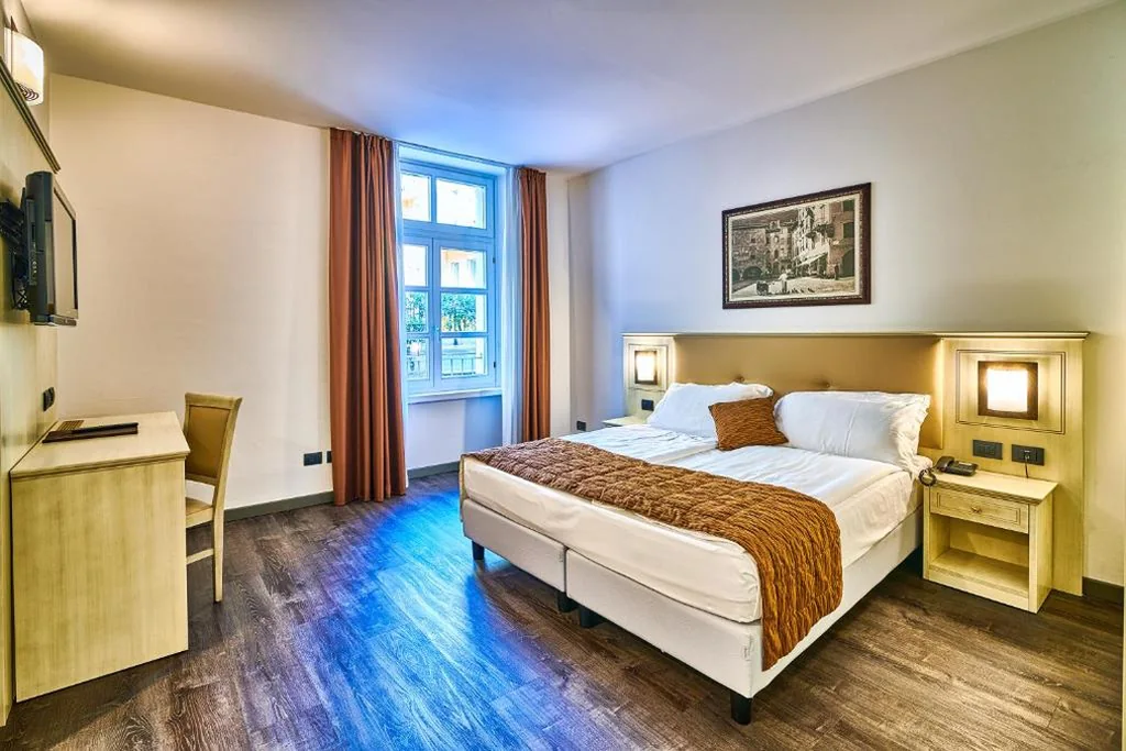 Camera Budget Matrimoniale/Doppia con Letti Singoli con Vista sul Retro — Hotel Sole Relax & Panorama