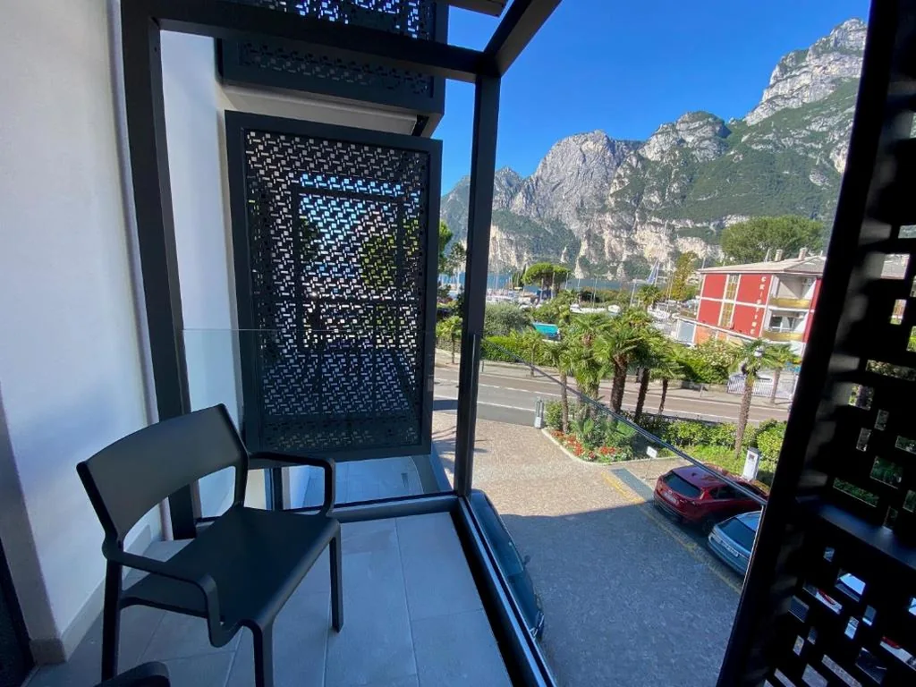 Camera Comfort Familiare — Lake Front Hotel Mirage