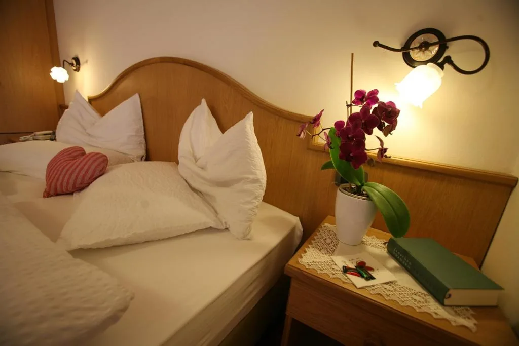 Comfort Double/Twin Room with Balcony — Hotel Bellavista