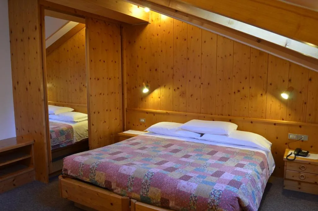 Comfort Double/Twin Room — Hotel Ladina