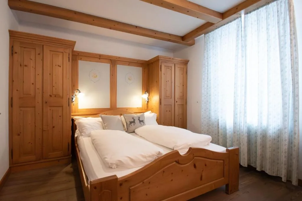 Deluxe Room (2 Adults + 1 Child) — Kaiserkrone Chalet & Spa