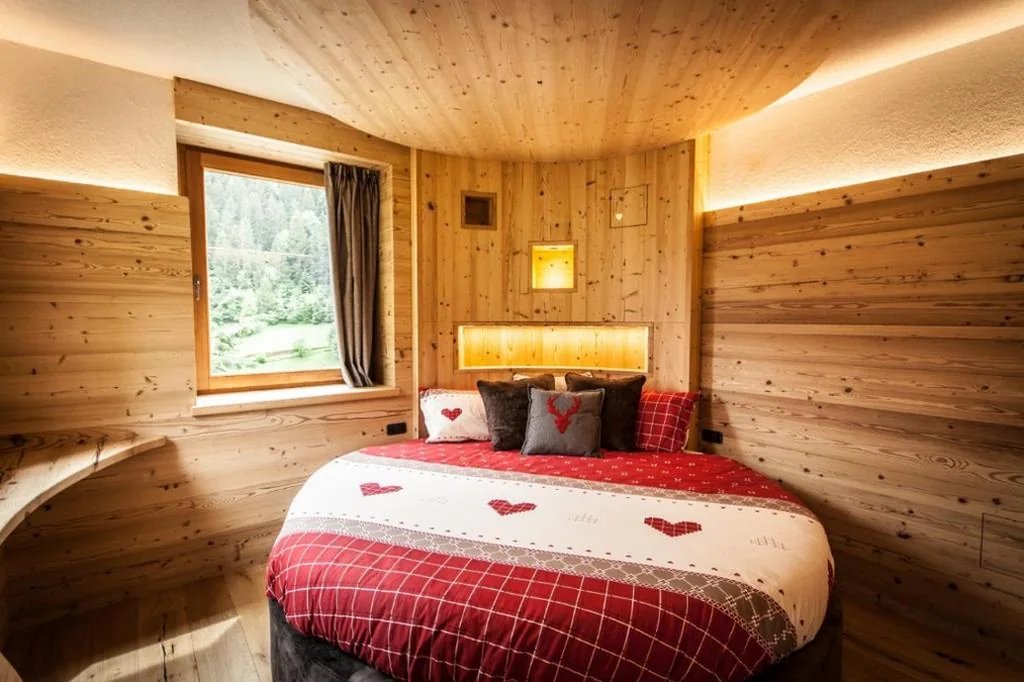Deluxe Room (2 Adults + 1 Child) — Mas dei Bati