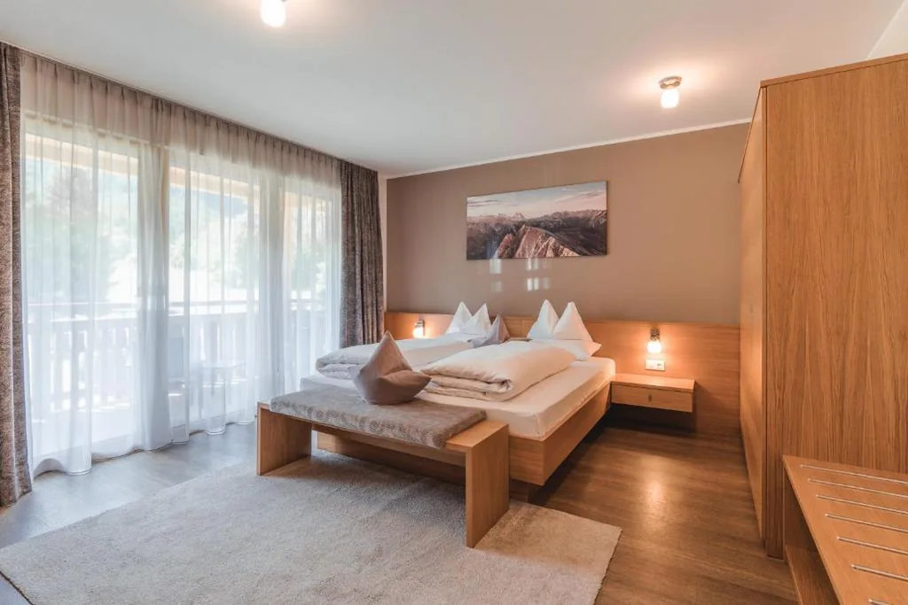 Camera Deluxe Doppia con Letti Singoli — Hotel Reischach