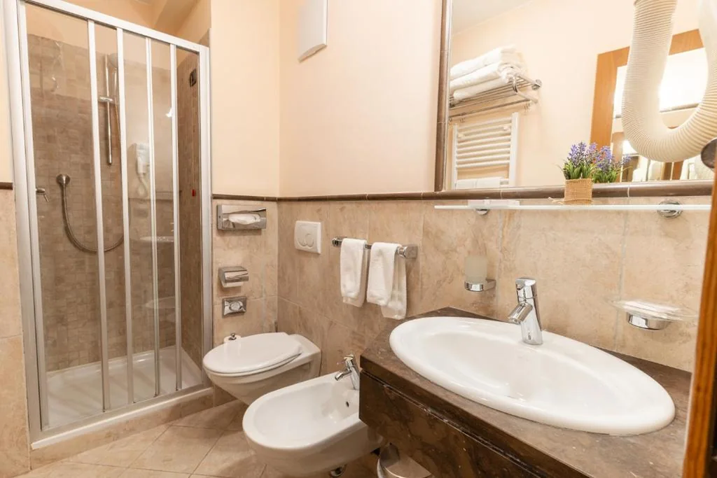 Camera Doppia Comfort — Hotel Miramonti Corvara