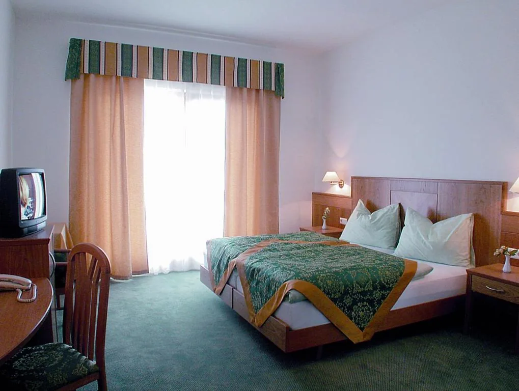 Camera Doppia con Letti Singoli con Vasca — Gardenhotel Premstaller