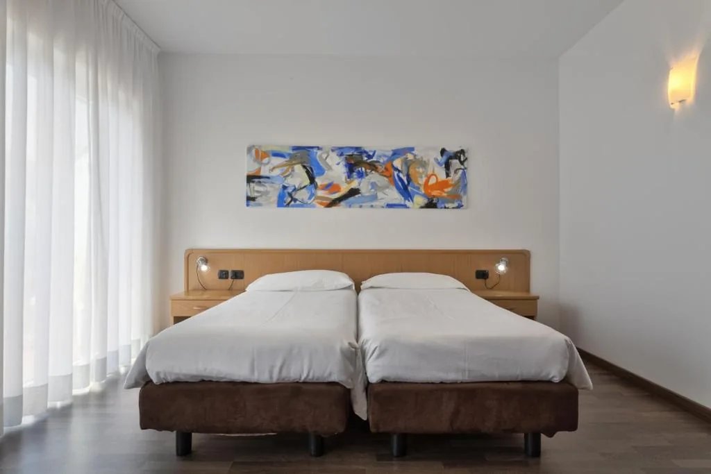 Camera Doppia con Letti Singoli — Sporthotel Villa Stella