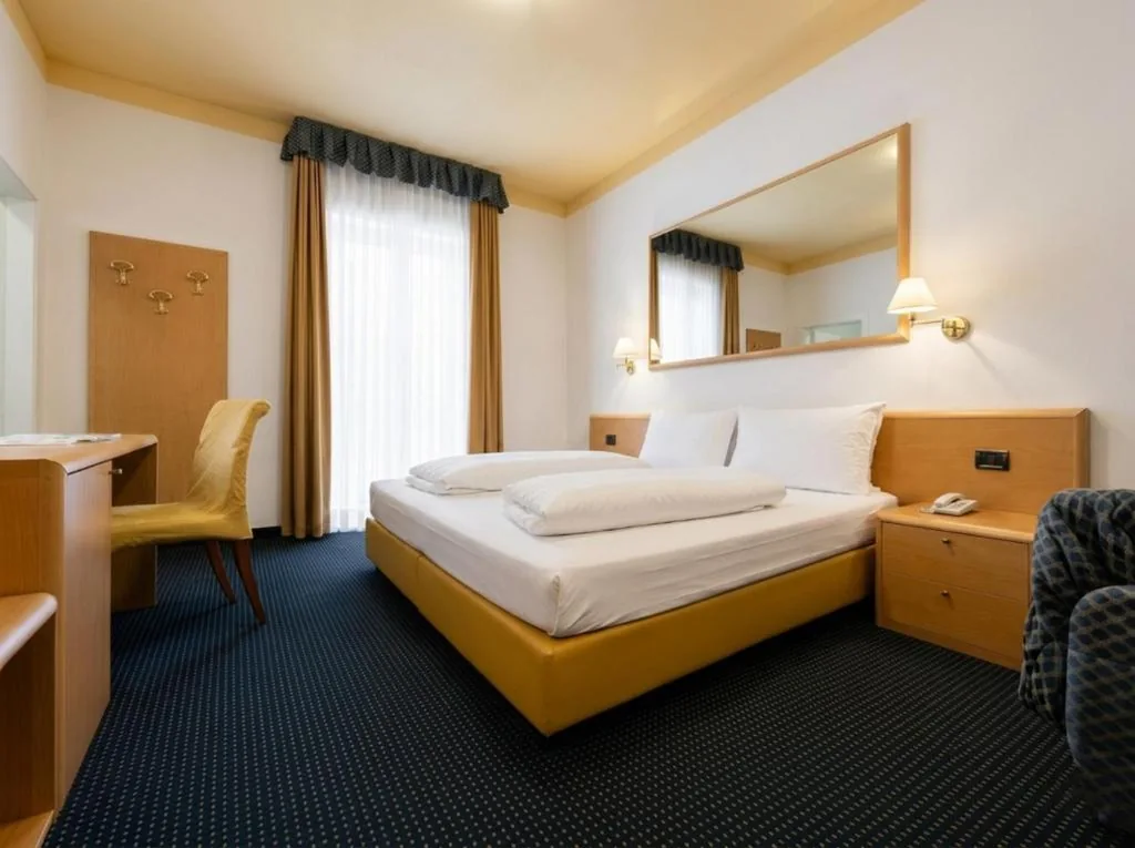 Economy Double/Twin Room — Brione Green Resort
