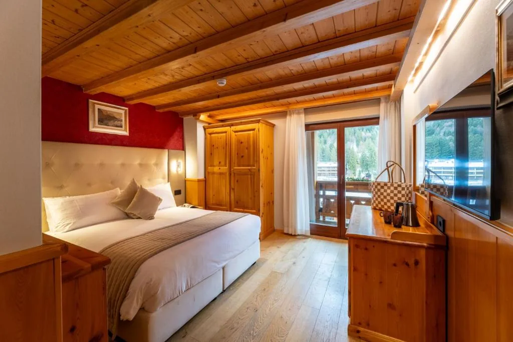 Camera Economy Matrimoniale/Doppia con Letti Singoli — Hotel Splendid