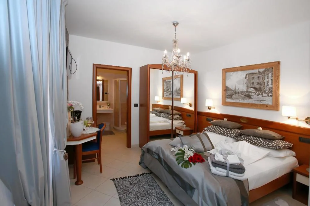 Camera Familiare — B&Bio Garda Ulivi