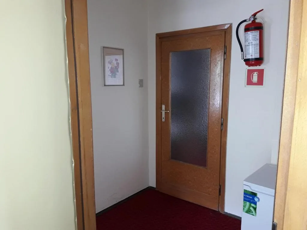 Camera Familiare con Bagno Privato — Hotel Lux