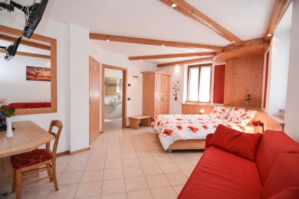 Family Room with Balcony — Bed and Breakfast Galet